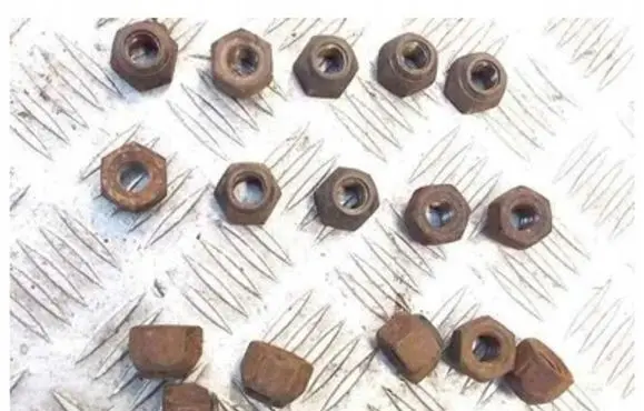 Mazda 323 F Nuts/bolts 