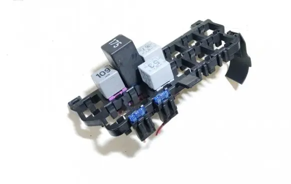Volkswagen Golf IV Fuse box set 8d0937503e