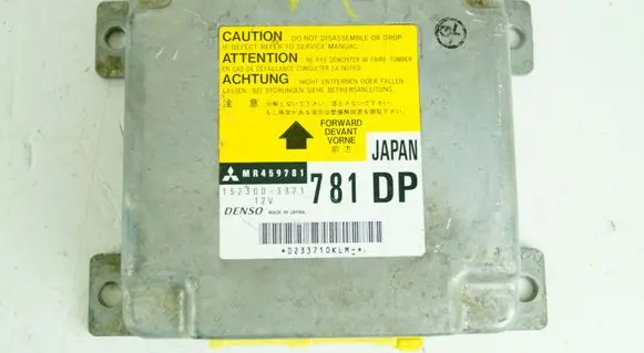 Mitsubishi Pajero Airbag control unit/module MR459781