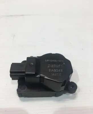Jaguar F-Pace A/C air flow flap actuator/motor 113930-1370