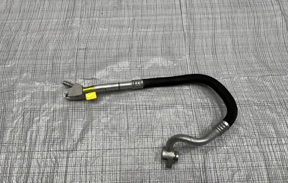 Maserati GranTurismo Air conditioning (A/C) pipe/hose 67015891820