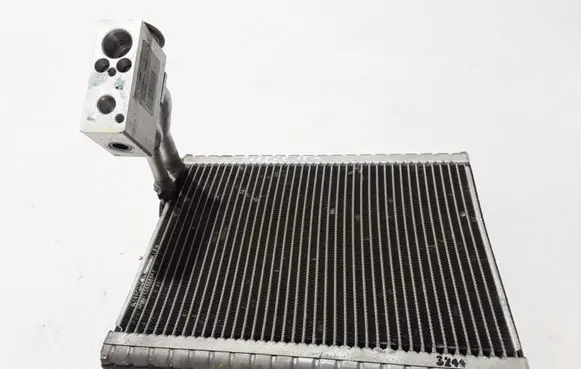 Air conditioning (A/C) radiator (interior)