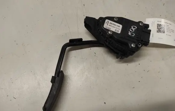 Jaguar S-Type Accelerator throttle pedal 2R839F836A 6PV00873700