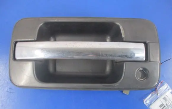 Opel Monterey Front door exterior handle