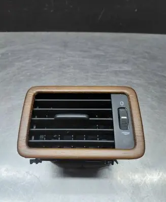 Volvo V70 Dashboard side air vent grill/cover trim 30781316 30755177 30755183