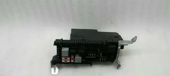 Mercedes-Benz E W212 Fuse module A2129000004