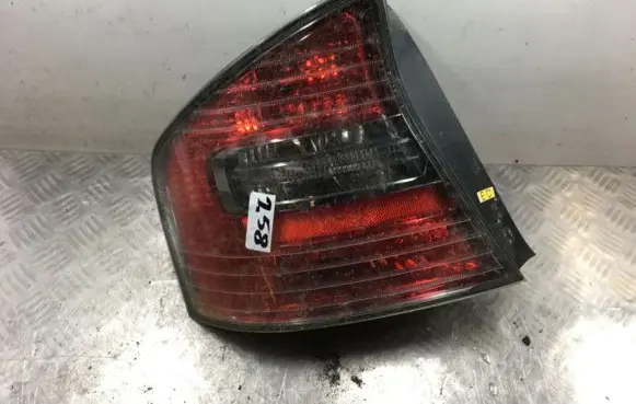 Subaru Legacy Rear/tail lights