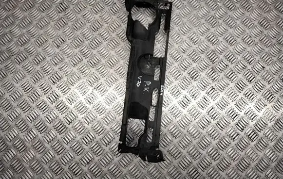 Volvo V70 Intercooler air channel guide 31214240