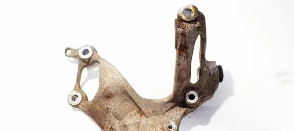 Honda Civic Bracket in trunk/boot