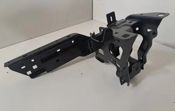 BMW Z4 g29 Headlight/headlamp mounting bracket 7436776