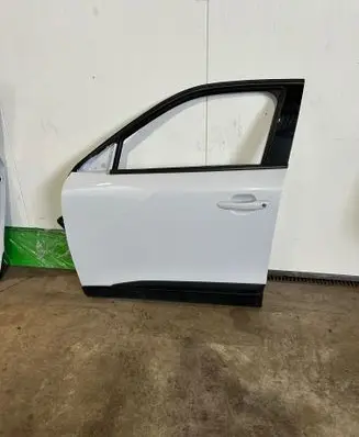 Peugeot 2008 II Front door 