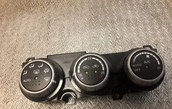 Nissan Murano Z50 Interior fan control switch 27500CC000