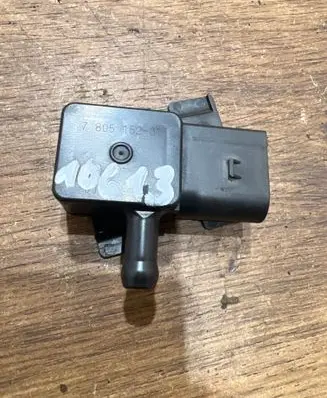 BMW 3 E90 E91 Exhaust gas pressure sensor 7805152