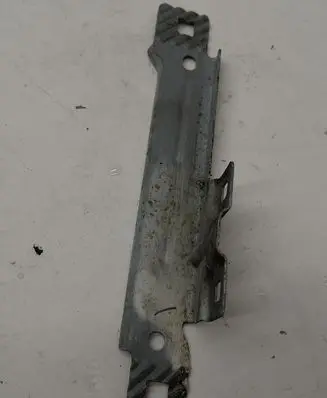 Mercedes-Benz S C217 Fender mounting bracket A2228811314