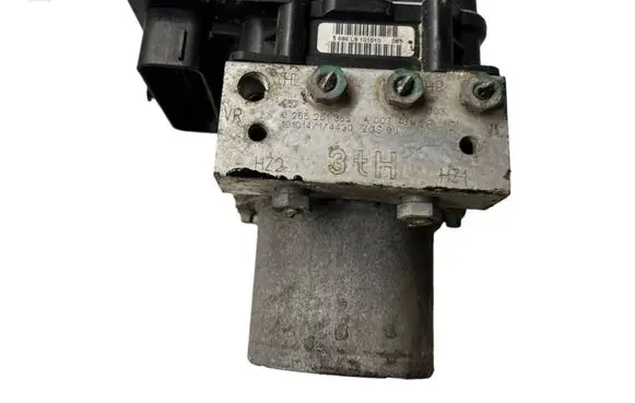 Mercedes-Benz Sprinter W906 ABS Pump 0265951520 A0074314612 0265251365