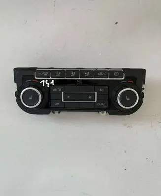 Volkswagen Golf VI Climate control/heater control trim 5K0907044BT 5HB00974640