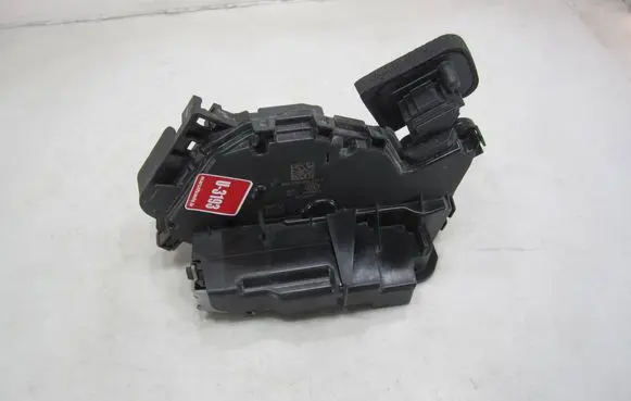 Volkswagen Taigo Rear door lock 5TA839015P A046465 STVV07