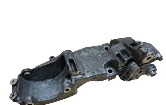 Nissan Primastar Generator/alternator bracket 8200527320