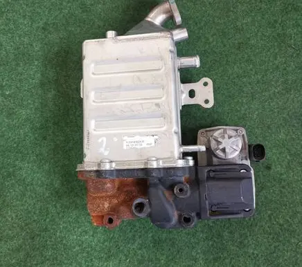 Volkswagen Crafter EGR valve 04L131512CG