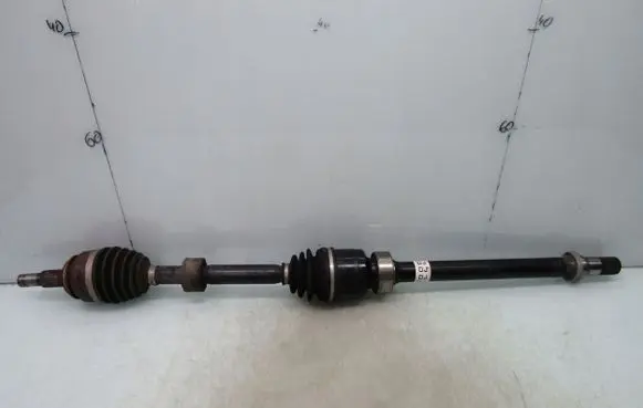 Mazda CX-30 Front driveshaft