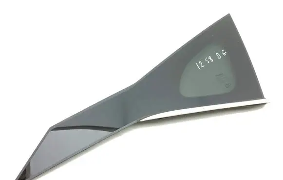 Nissan Qashqai J12 Rear side window