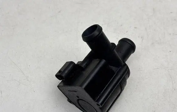 Seat Leon (5F) Electric auxiliary coolant/water pump 5Q0965561B
