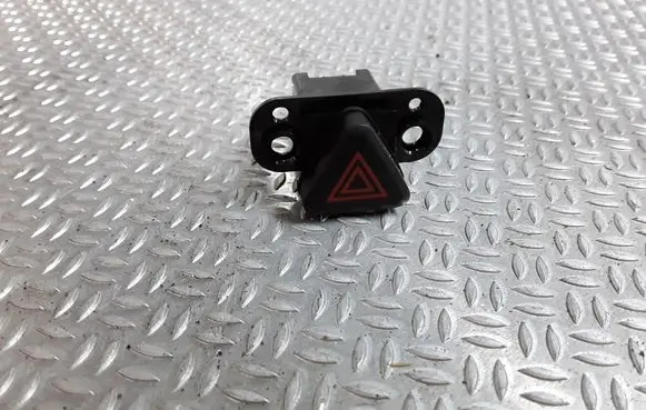 Chevrolet Cruze Hazard light switch 968283350