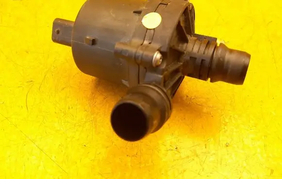 Peugeot 308 Electric auxiliary coolant/water pump 9845417980