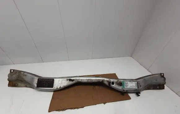 Top upper radiator support slam panel