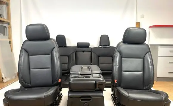 Seat set