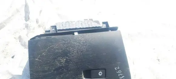 Volvo V60 Glove box 30755651