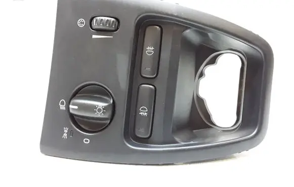 Volvo XC90 Light switch 30739302