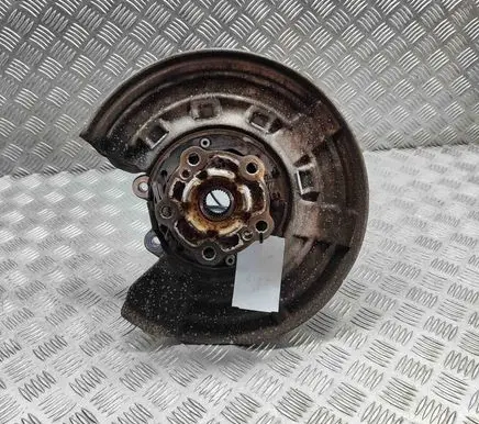 BMW M4 F82 F83 Rear wheel hub 2284795 2284881