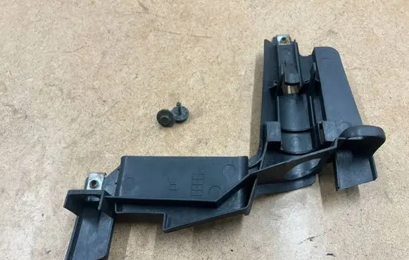 BMW 3 E46 Headlight/headlamp mounting bracket 63128380188 8380188