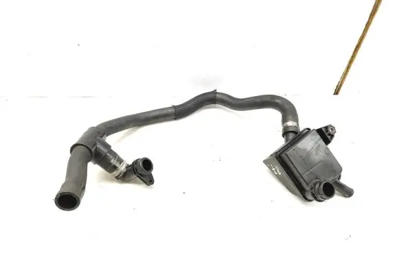 Peugeot 607 Breather valve 9641244780
