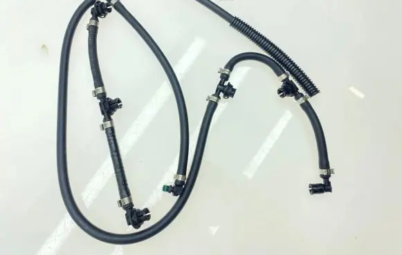 Hyundai i30 Fuel injector supply line/pipe 0840071
