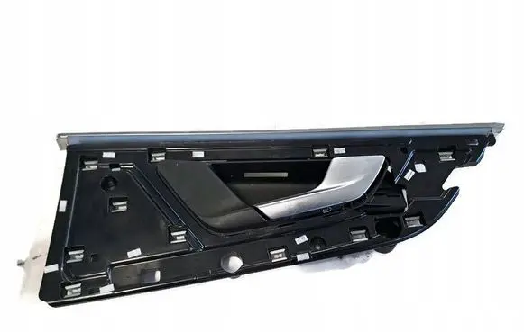 Audi Q7 4M Rear door interior handle trim 4M0839020E