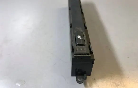 BMW 3 E46 Seat heating switch 6914733 61316925512 6925512