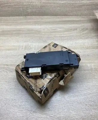 Peugeot 308 Bluetooth control unit module 9675359580 S180073002M 6574TS