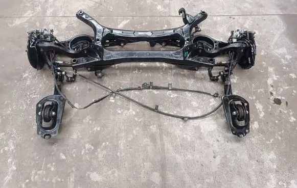 Toyota Prius (XW50) Rear subframe 