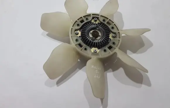 Toyota Hilux (AN120, AN130) Viscous fan clutch 162100E030