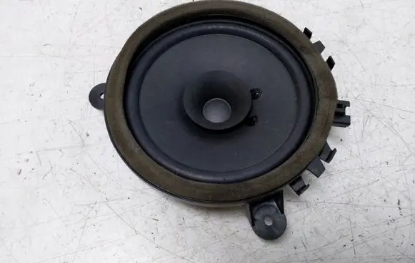 Volvo XC60 Front door speaker 30657444