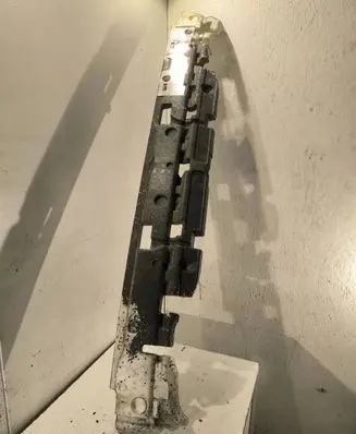 Volvo V70 Rear bumper foam support bar 8693371 7452618