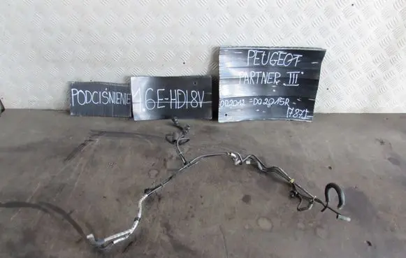 Peugeot Partner Vacuum line/pipe/hose 