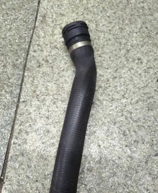 BMW 3 E46 Coolant pipe/hose 