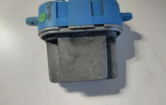 Porsche Cayenne (9PA) Heater blower motor/fan resistor 7L0907521