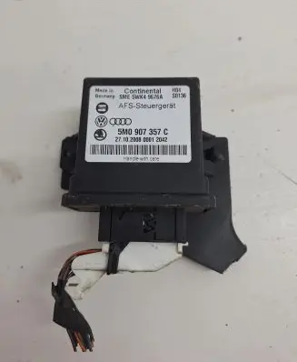 Volkswagen Touran I Light module LCM 5WK49676A
