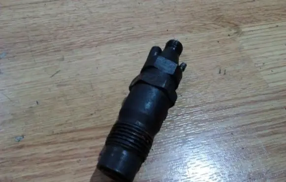 Nissan Primera Fuel injector 0432217308 2j610