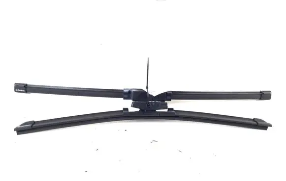Mercedes-Benz GLK (X204) Front wiper blade arm A2048203800
