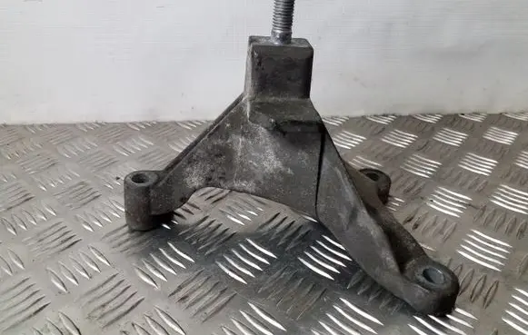 Ford Focus Engine mounting bracket 98AB7M125AF